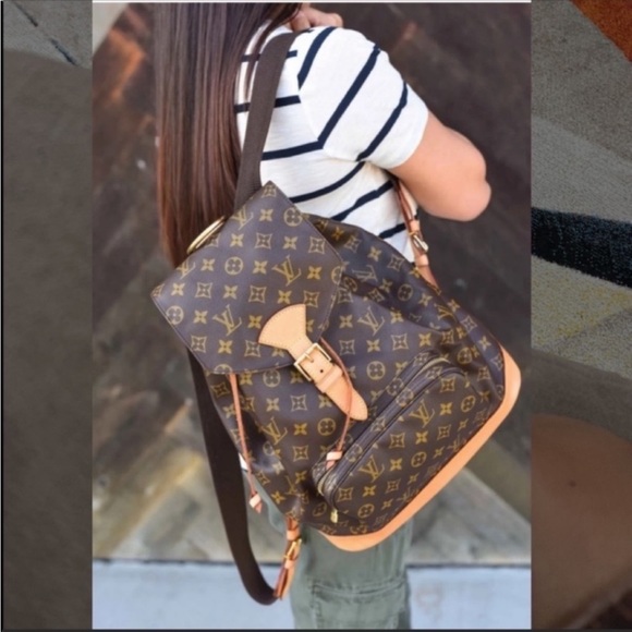 ❤️authentic backpack gm - Picture 2 of 16